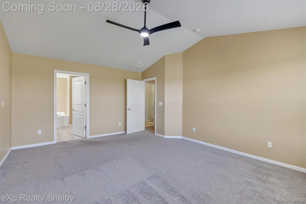 56626 Leeds Lane Macomb Township, MI 48042