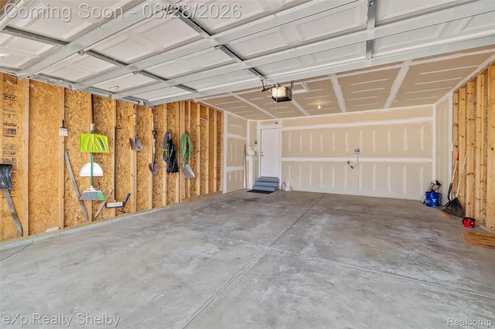 56626 Leeds Lane Macomb Township, MI 48042