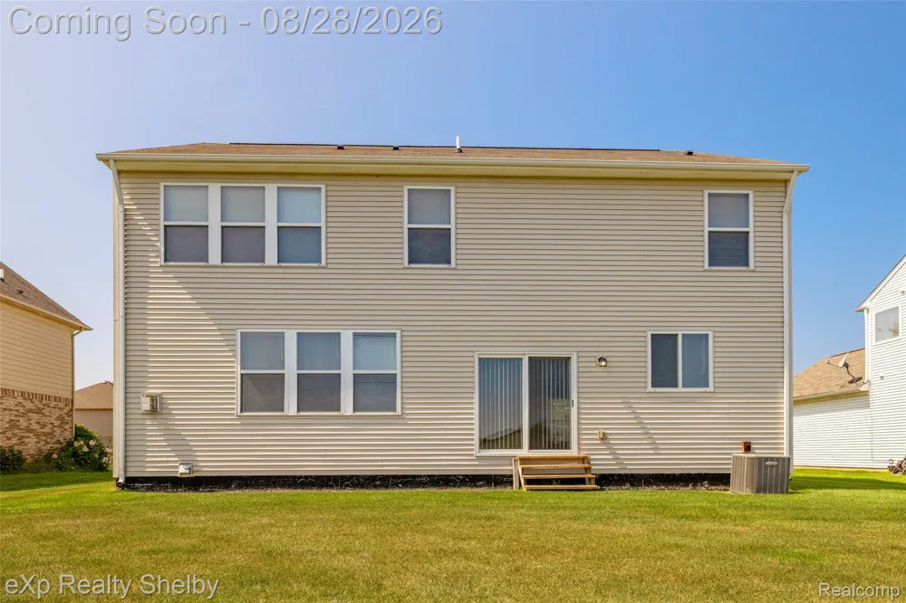 56626 Leeds Lane Macomb Township, MI 48042