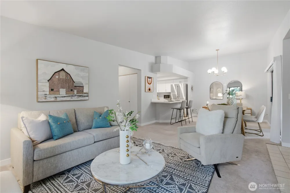 1266 Bellevue Way #4 Bellevue, WA 98004