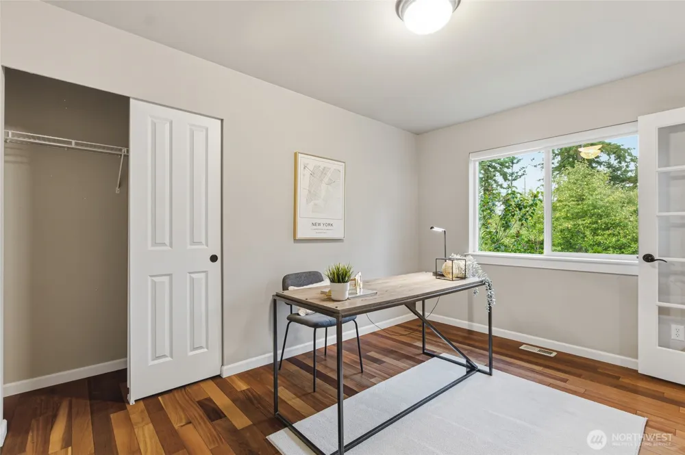 35214 4th Place SW Federal Way, WA 98023