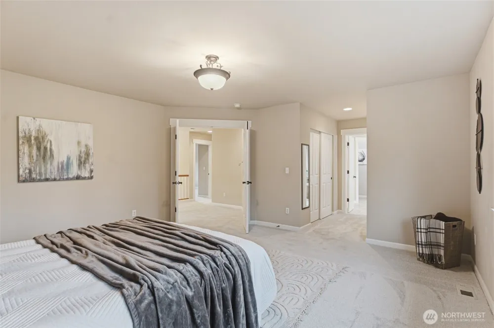 35214 4th Place SW Federal Way, WA 98023