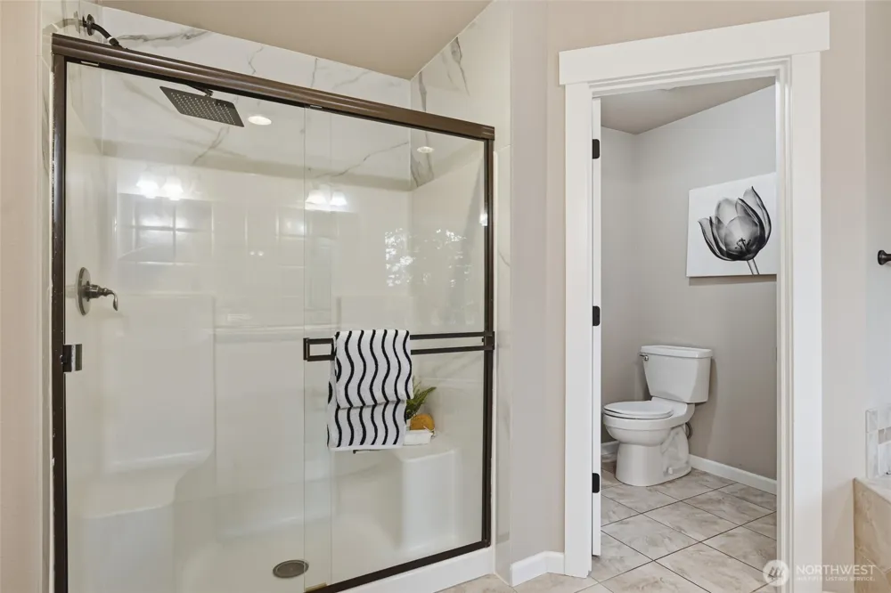 35214 4th Place SW Federal Way, WA 98023