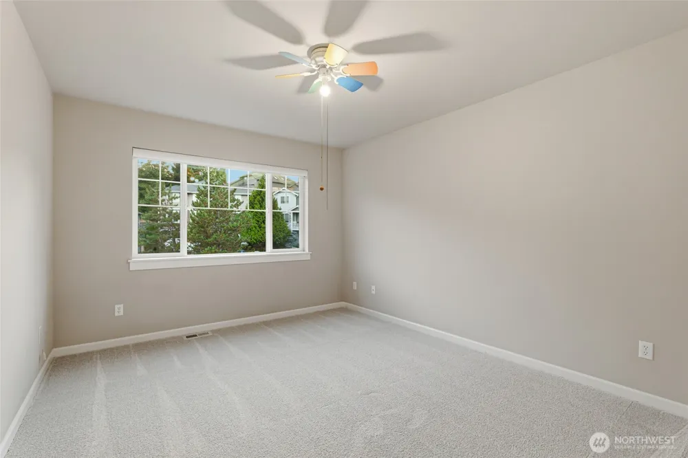 35214 4th Place SW Federal Way, WA 98023