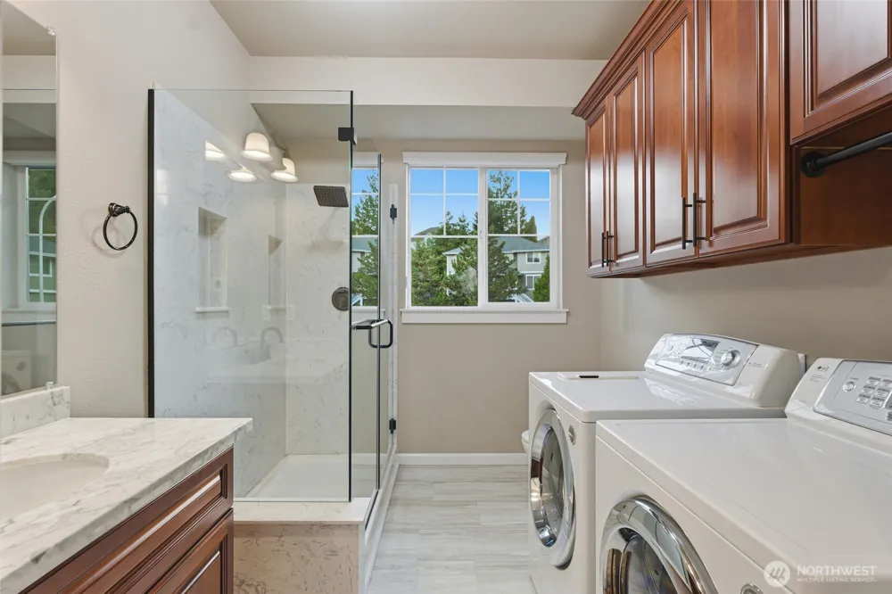 35214 4th Place SW Federal Way, WA 98023