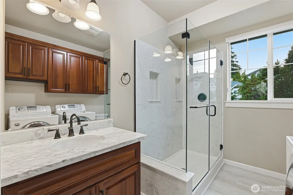 35214 4th Place SW Federal Way, WA 98023
