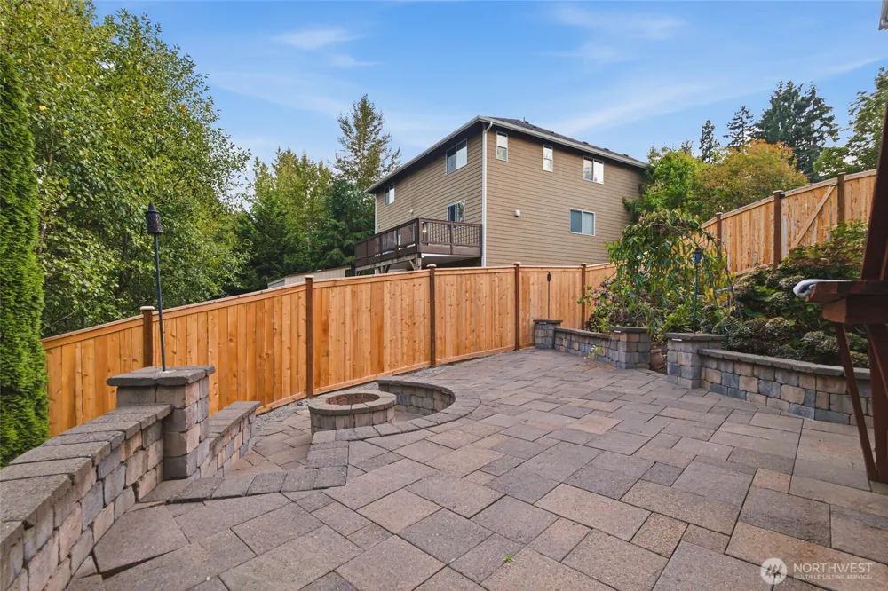 35214 4th Place SW Federal Way, WA 98023