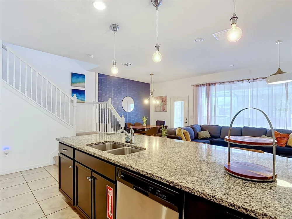8891 GENEVE COURT Kissimmee, FL 34747