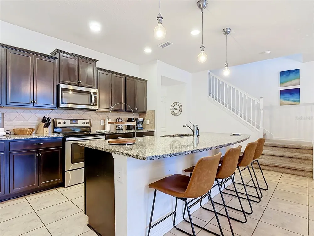 8891 GENEVE COURT Kissimmee, FL 34747