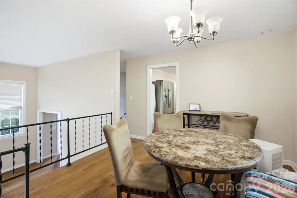 5675 Sweetbriar Road Pfafftown, NC 27040