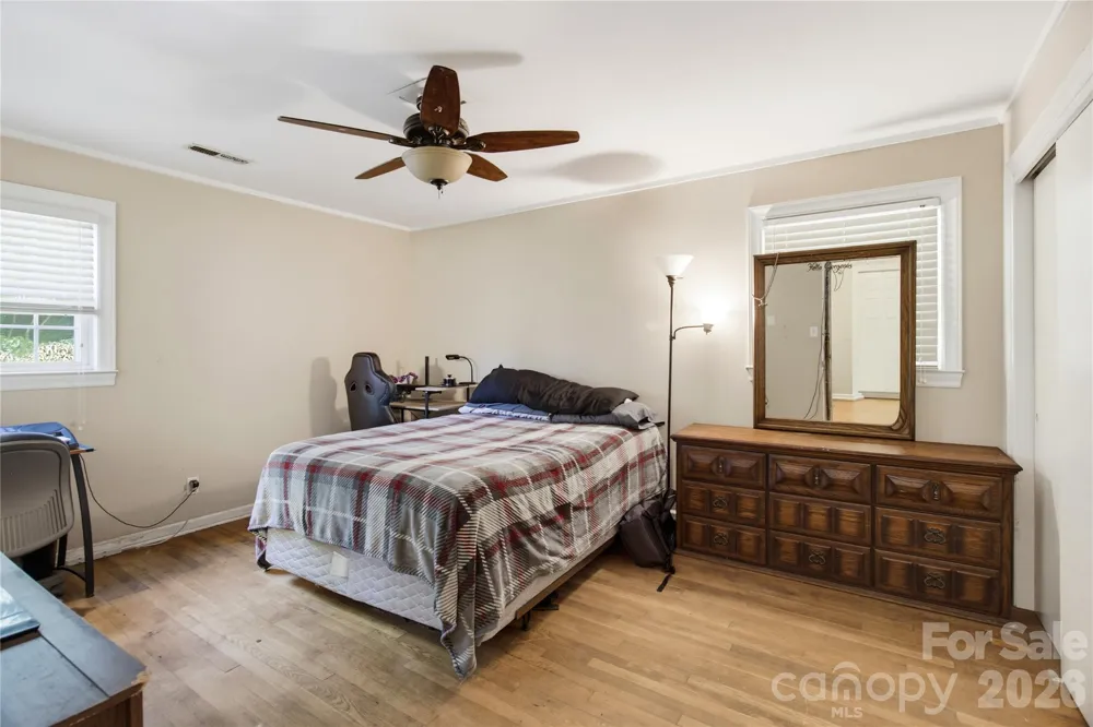 5675 Sweetbriar Road Pfafftown, NC 27040