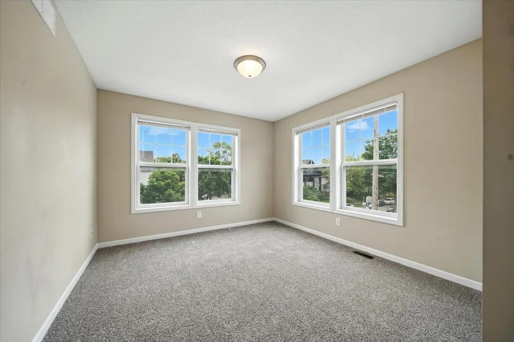 600 W 32nd Street #1 Minneapolis, MN 55408