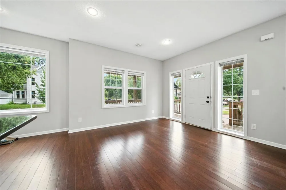 600 W 32nd Street #1 Minneapolis, MN 55408