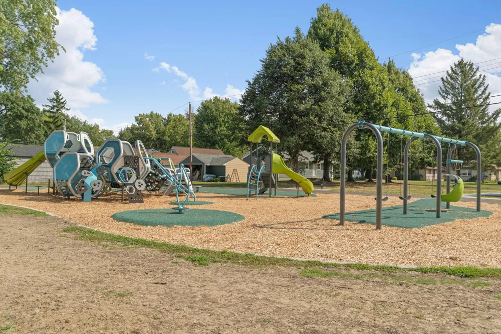 3457 Major Avenue Crystal, MN 55422
