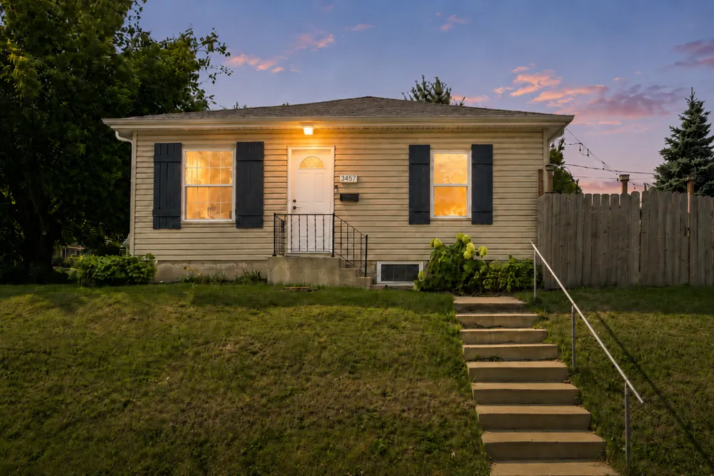 3457 Major Avenue Crystal, MN 55422