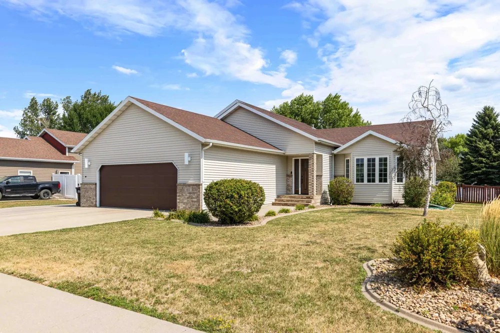 611 11th Street W West Fargo, ND 58078