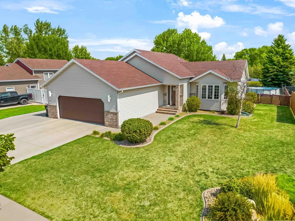 611 11th Street W West Fargo, ND 58078