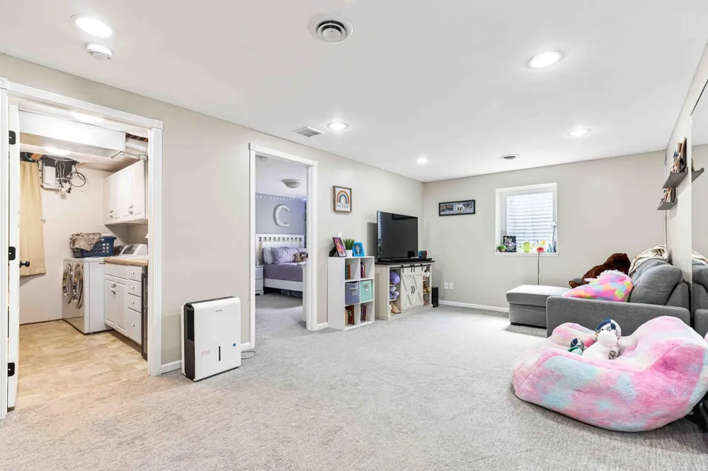 611 11th Street W West Fargo, ND 58078