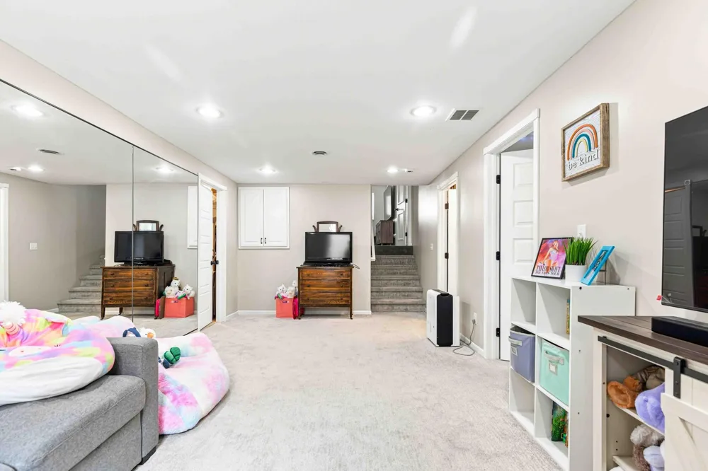 611 11th Street W West Fargo, ND 58078