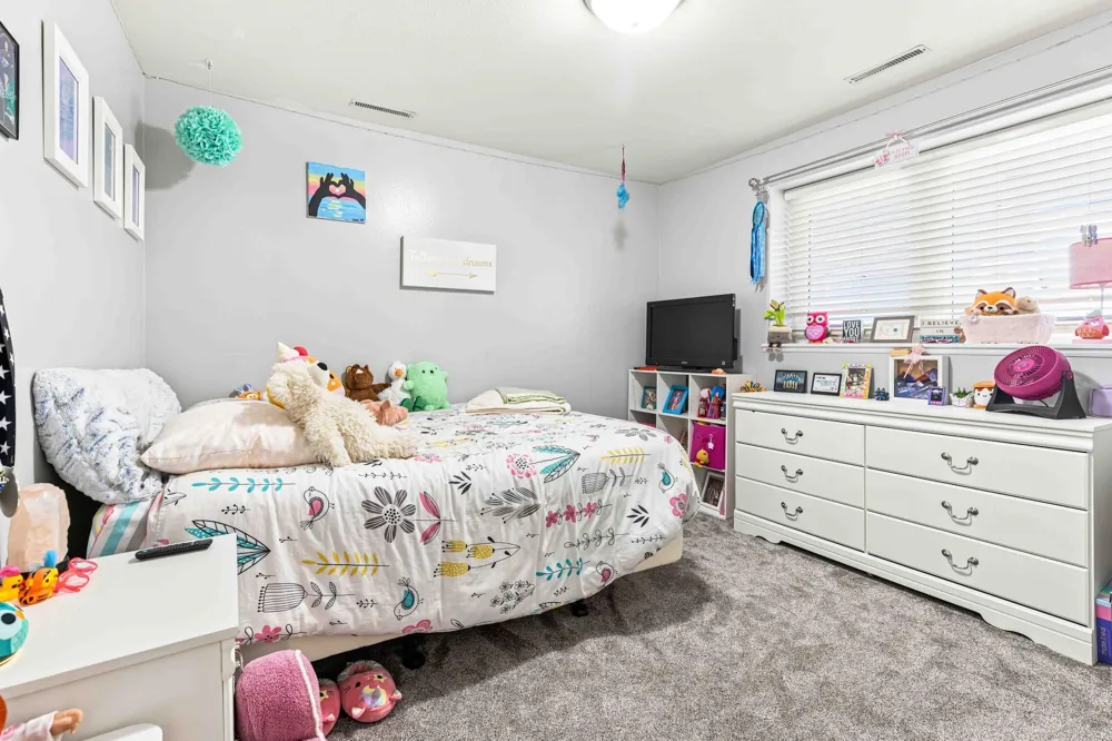 611 11th Street W West Fargo, ND 58078