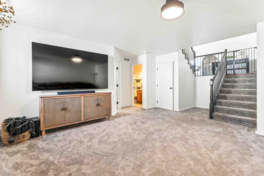 611 11th Street W West Fargo, ND 58078