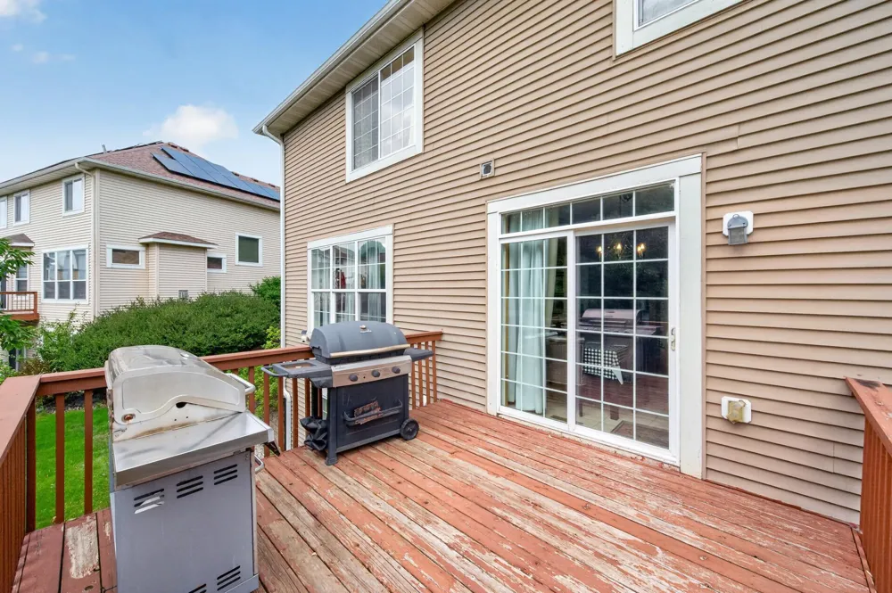 6109 Summit Curve S Cottage Grove, MN 55016