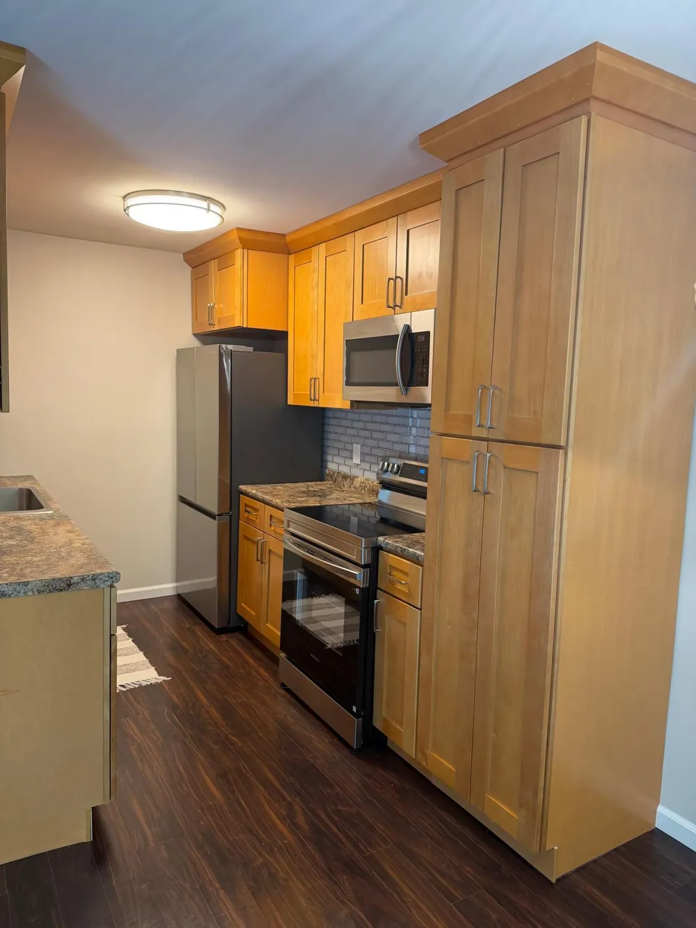 1642 River Bluff Court #105 Eagan, MN 55121
