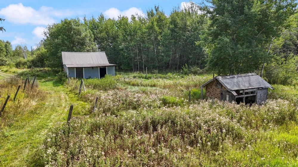 3939 Sand Hill Road Kettle River, MN 55757