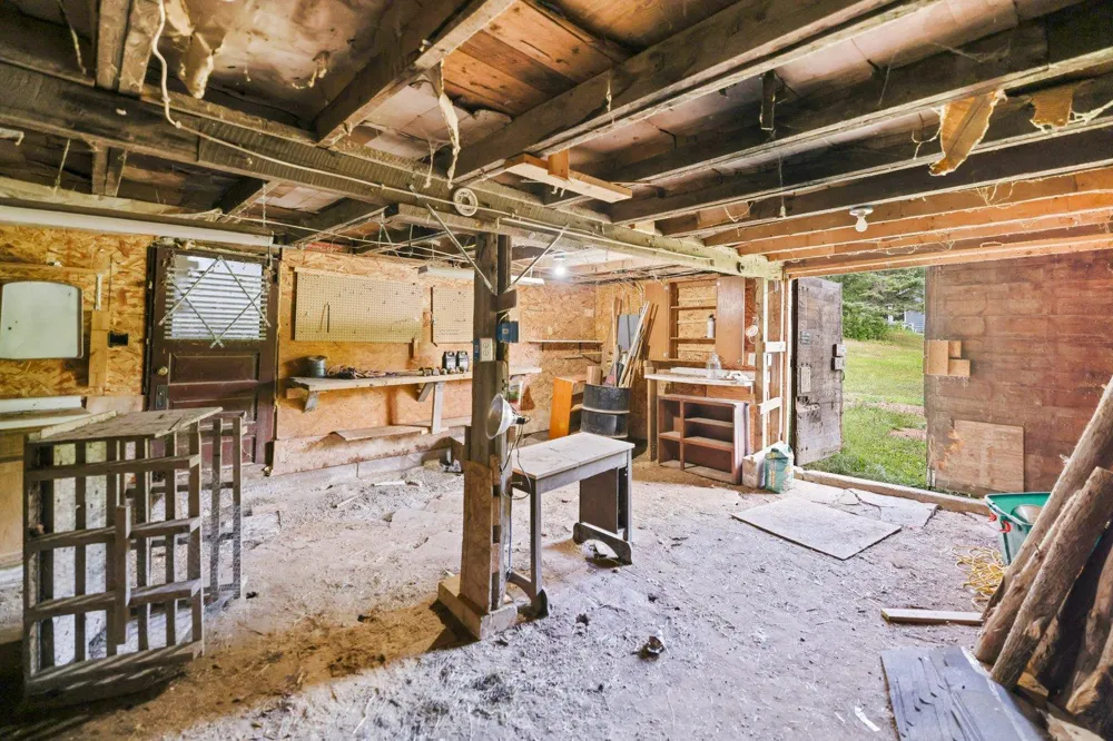 3939 Sand Hill Road Kettle River, MN 55757