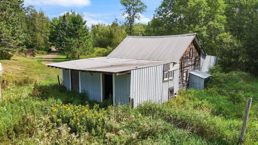 3939 Sand Hill Road Kettle River, MN 55757