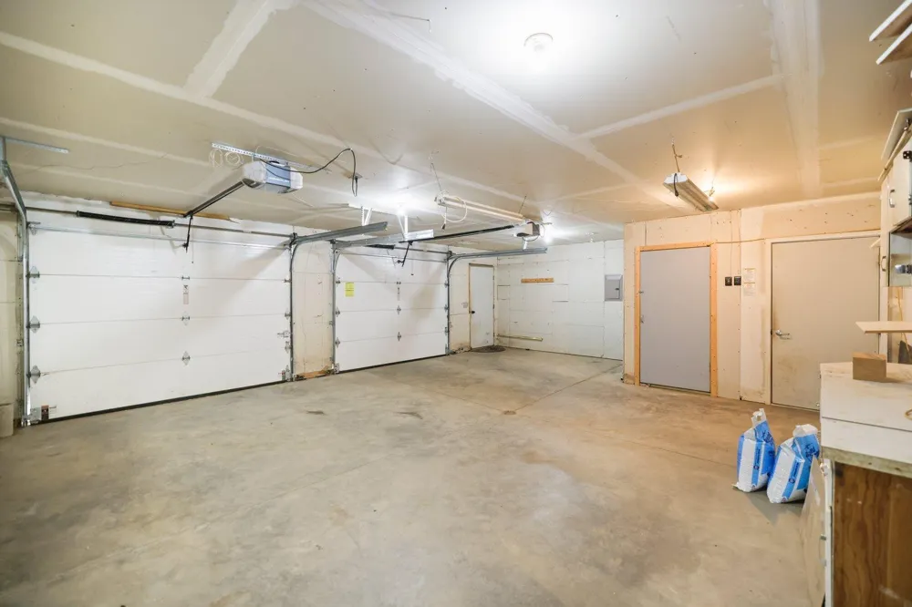 3939 Sand Hill Road Kettle River, MN 55757