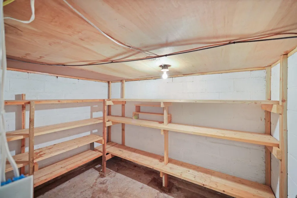 3939 Sand Hill Road Kettle River, MN 55757