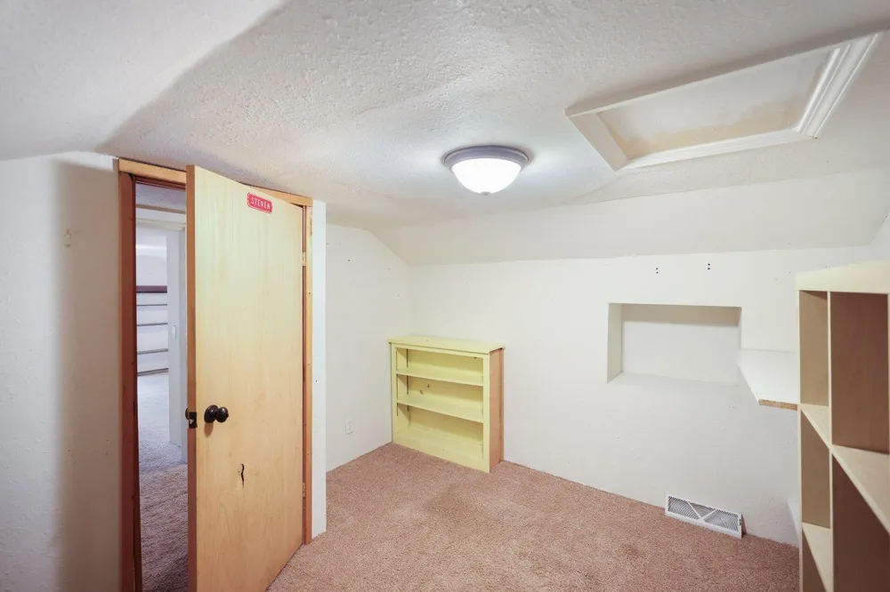 3939 Sand Hill Road Kettle River, MN 55757
