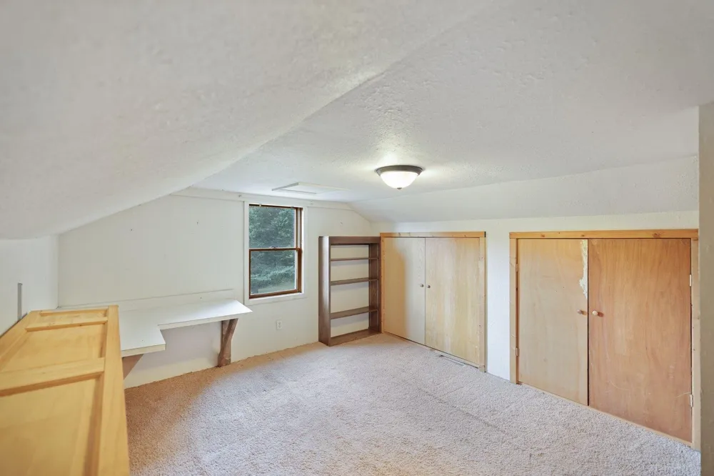 3939 Sand Hill Road Kettle River, MN 55757