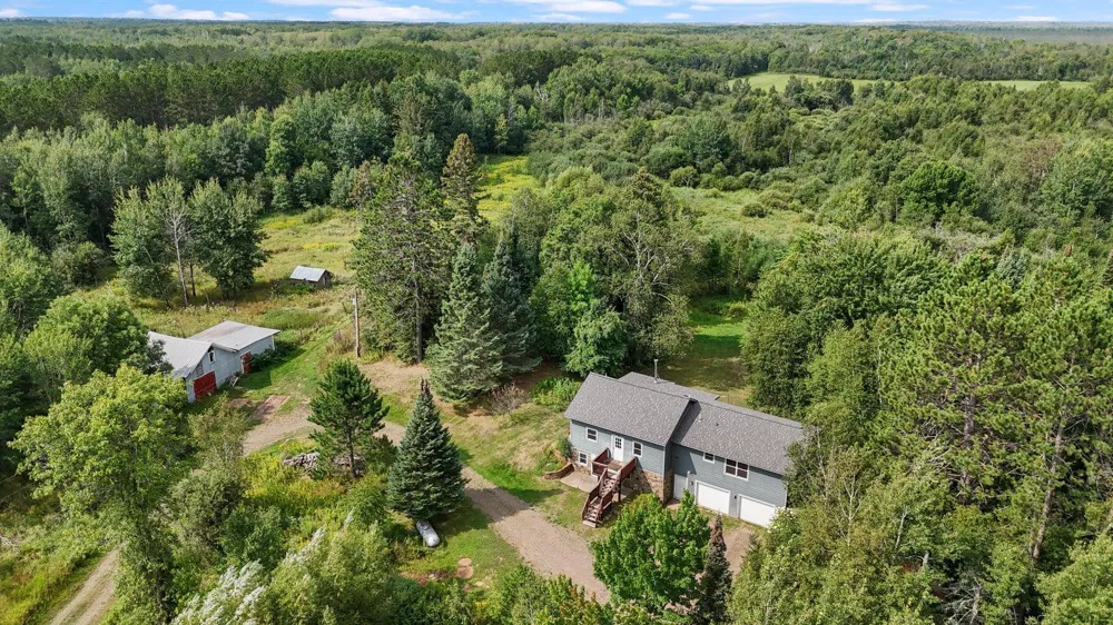 3939 Sand Hill Road Kettle River, MN 55757
