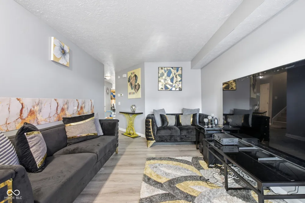 7746 Mountain Stream Way Indianapolis, IN 46239
