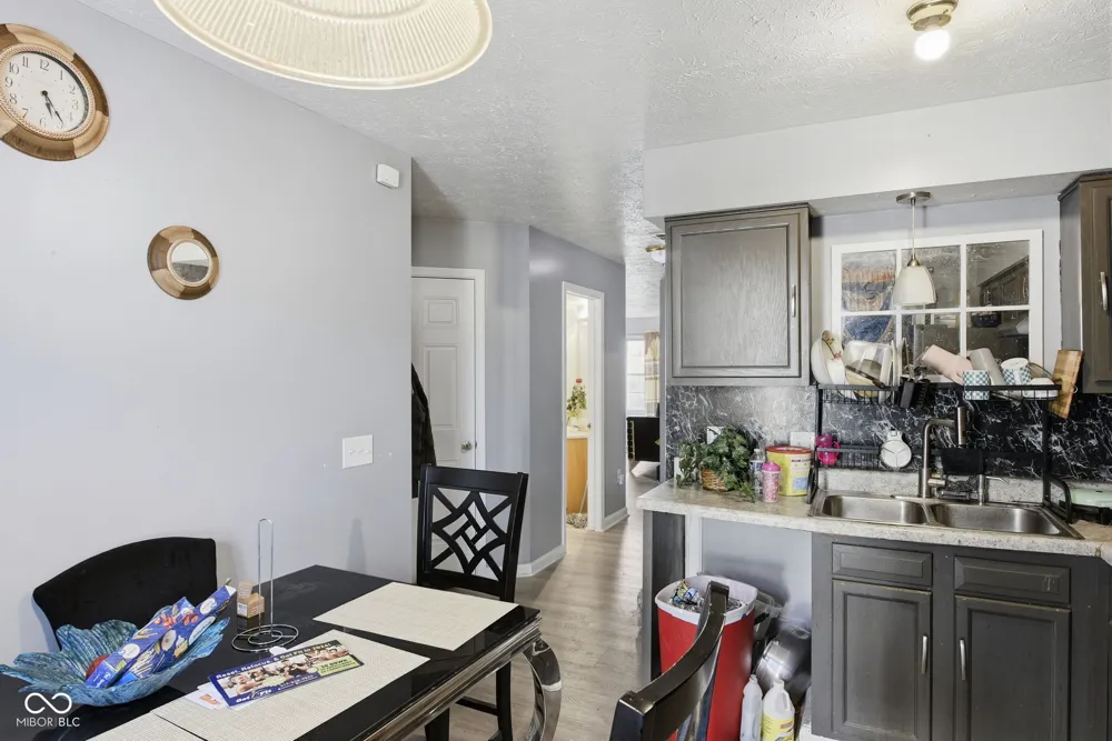 7746 Mountain Stream Way Indianapolis, IN 46239