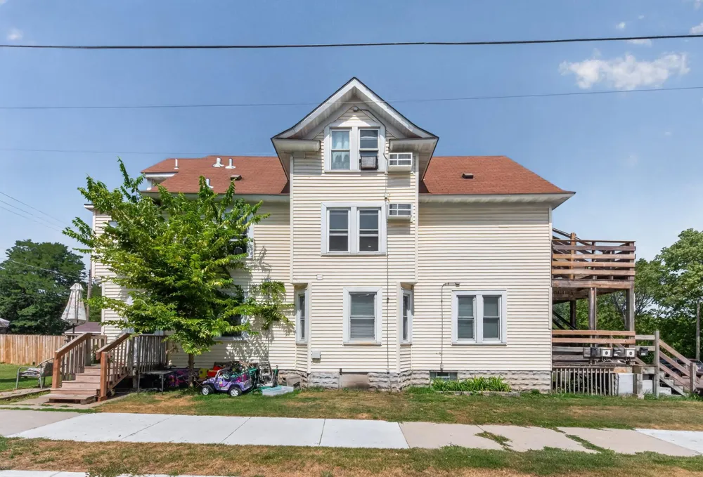 358 1st Avenue S South Saint Paul, MN 55075
