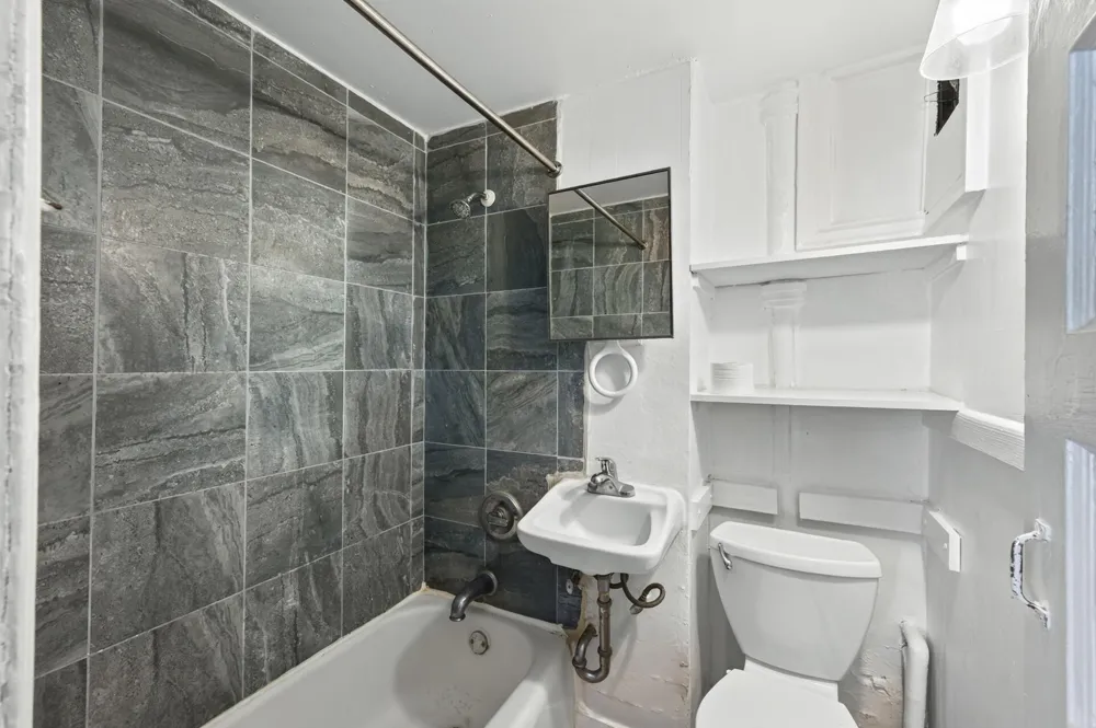 358 1st Avenue S South Saint Paul, MN 55075