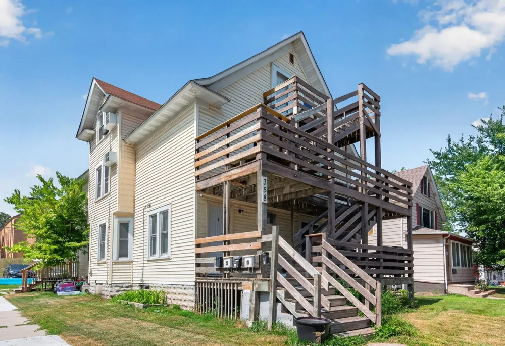 358 1st Avenue S South Saint Paul, MN 55075