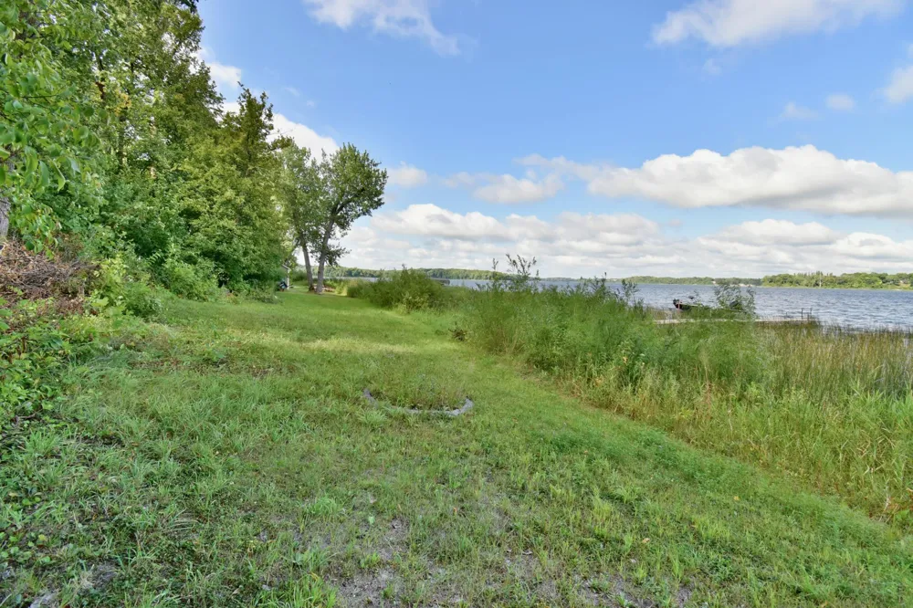 7198 Loon Point Drive SW Kensington, MN 56343