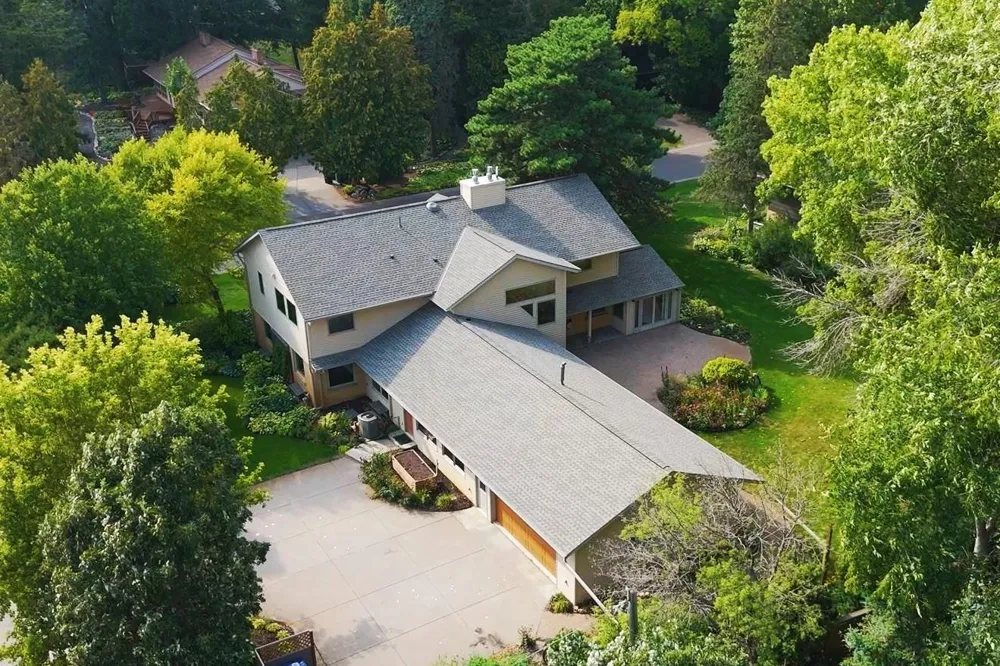 14 Mid Oaks Road Roseville, MN 55113