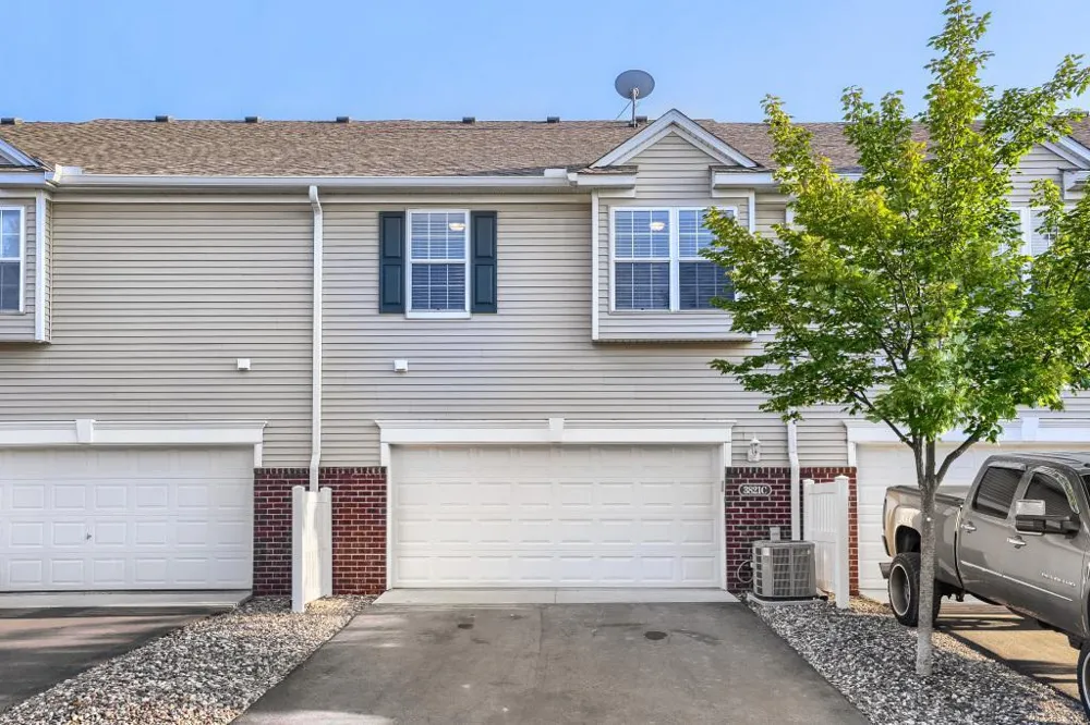 3821 Hazel Trail #C Woodbury, MN 55129