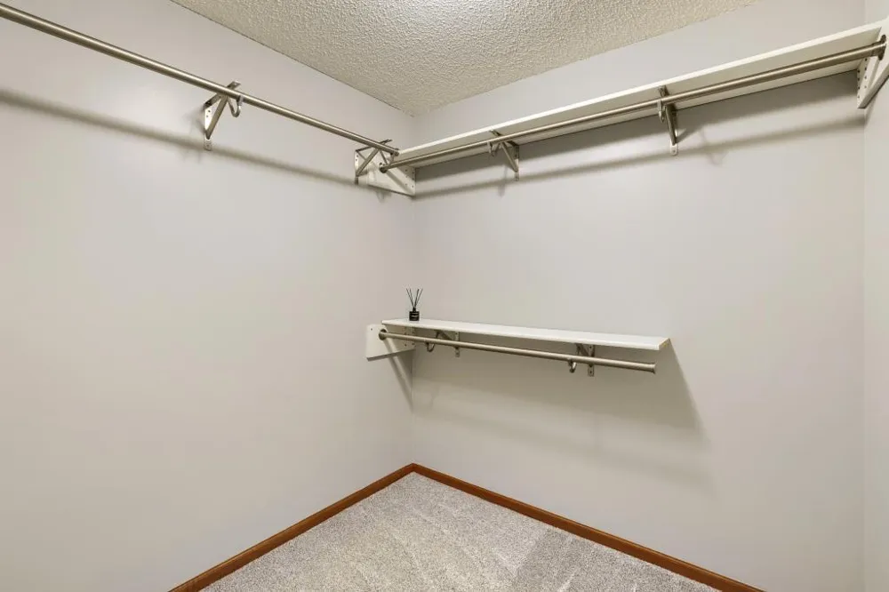 3821 Hazel Trail #C Woodbury, MN 55129