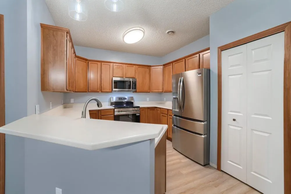3821 Hazel Trail #C Woodbury, MN 55129