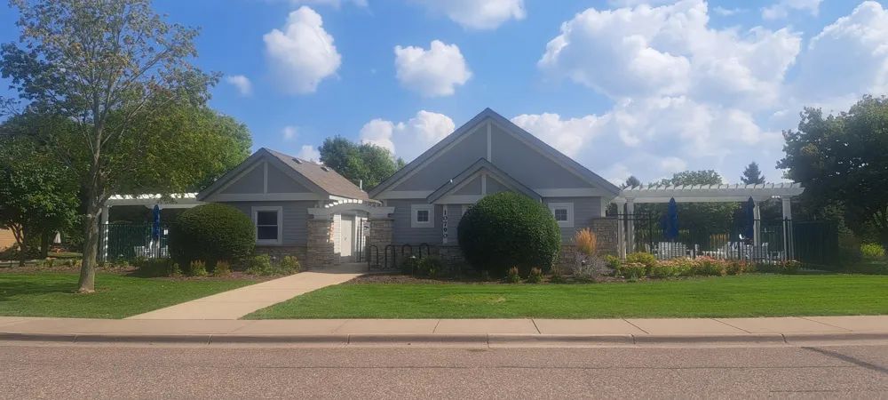 3821 Hazel Trail #C Woodbury, MN 55129