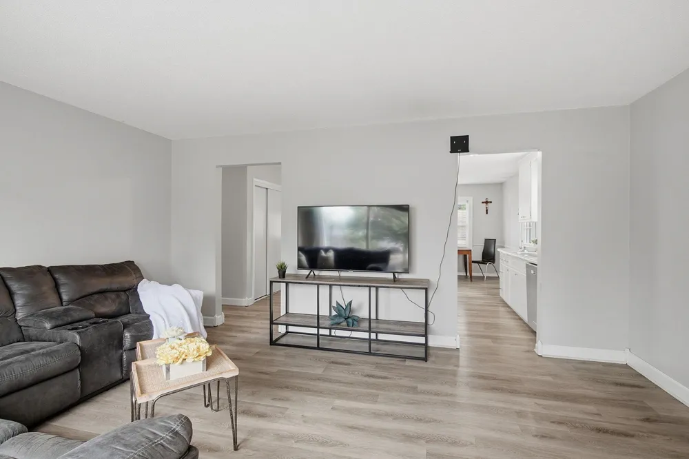 1600 Amy Lane Brooklyn Center, MN 55430