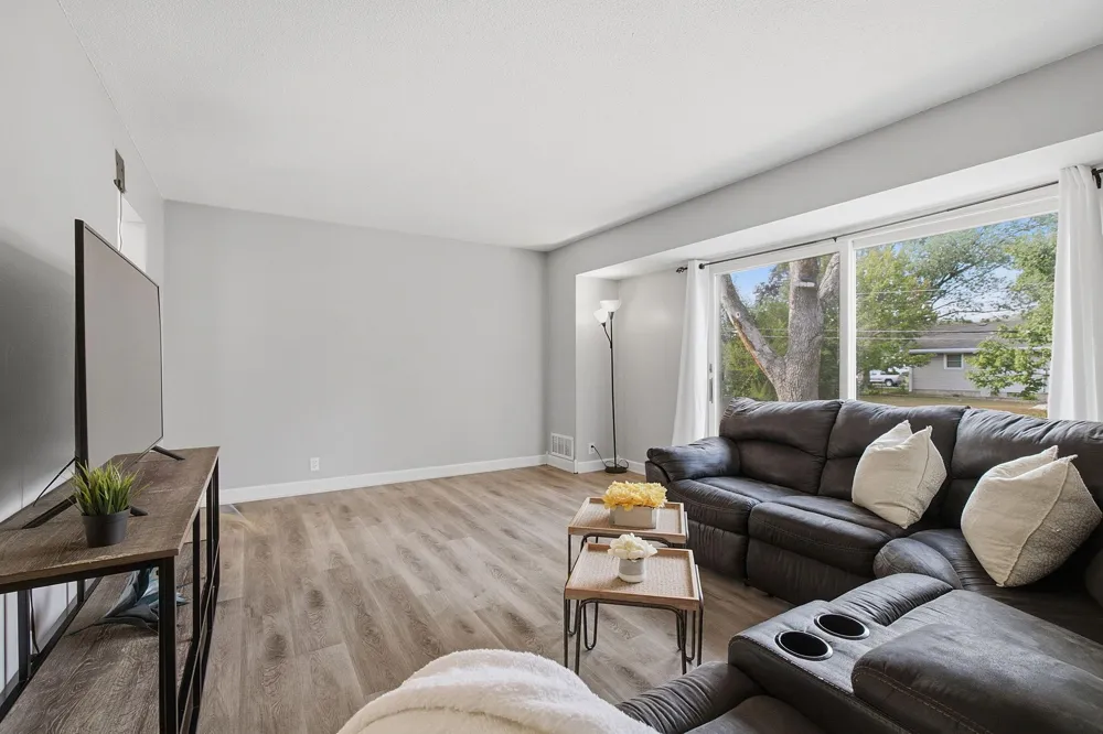 1600 Amy Lane Brooklyn Center, MN 55430