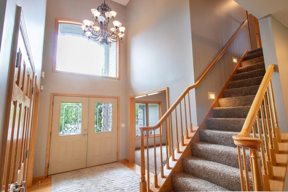 6739 Yellowstone Lane Maple Grove, MN 55311