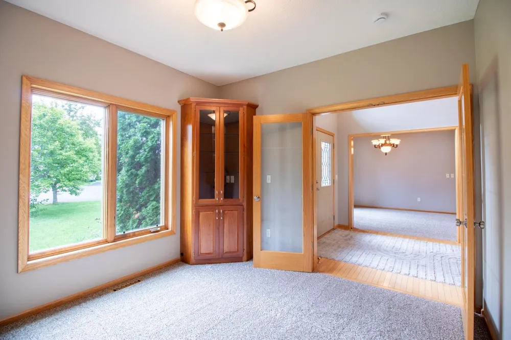 6739 Yellowstone Lane Maple Grove, MN 55311